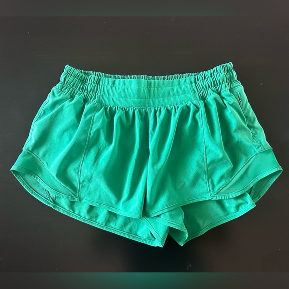 lululemon athletica Pants - Lululemon Hotty Hot Shorts, Green Sz 6